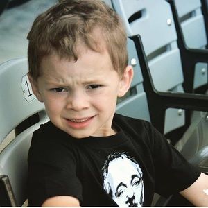 Meet your Posher, Adam